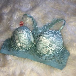 Flower lace push up bra crossed strap